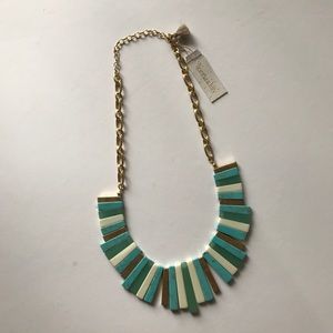 NWT Lonna & Lilly Necklace